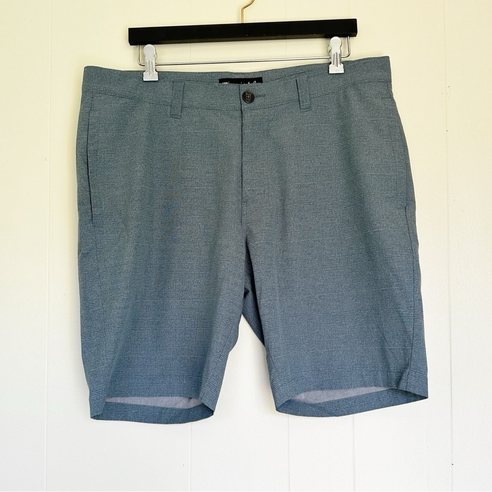 TRAVIS MATHEW Blue Plaid Golf Shorts 36